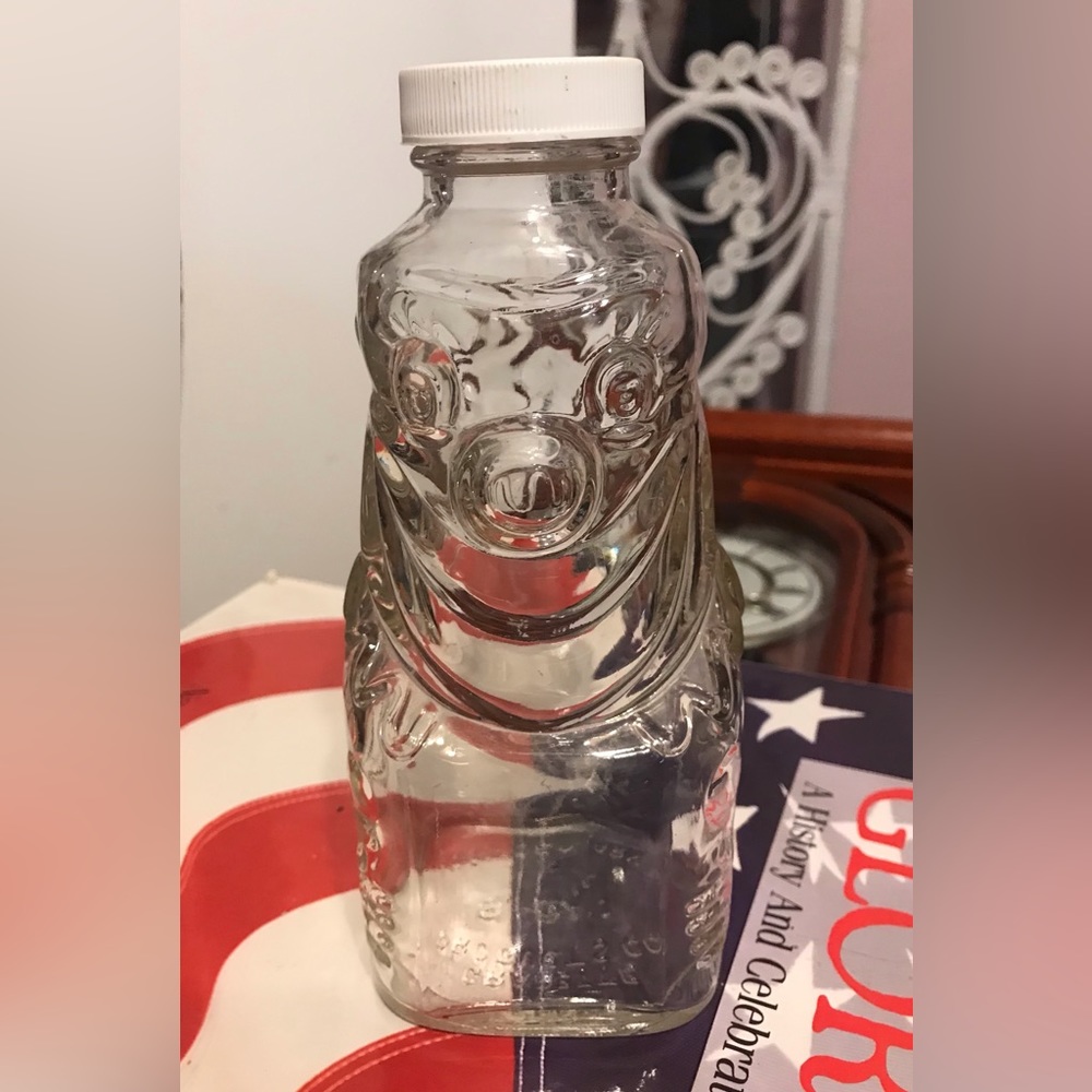 Vintage 1940’s Grapette bottle with lid